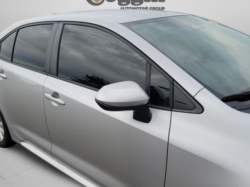 Used 2023 Toyota Corolla LE w/ LE Convenience Package FWD image 15