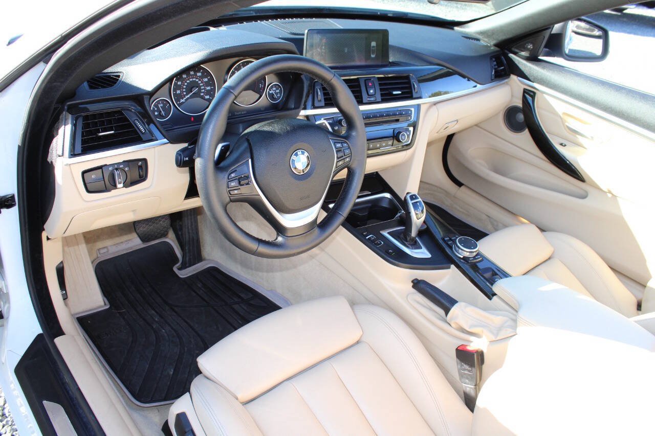 Used 2015 BMW 428i xDrive Convertible w/ Technology Package AWD/4WD image 21