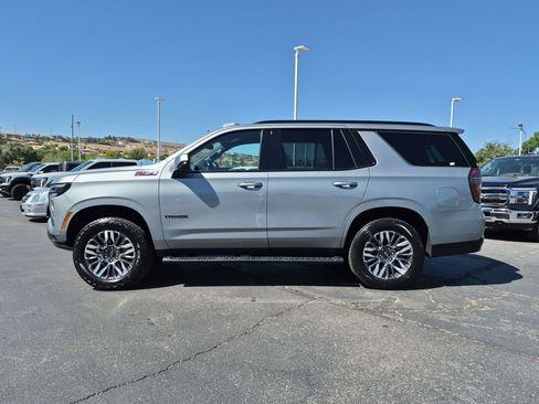 Used 2025 Chevrolet Tahoe Z71 AWD/4WD image 6