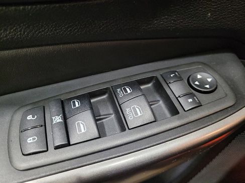 Used 2021 Jeep Cherokee Latitude Lux w/ Comfort/Convenience Group AWD/4WD image 27
