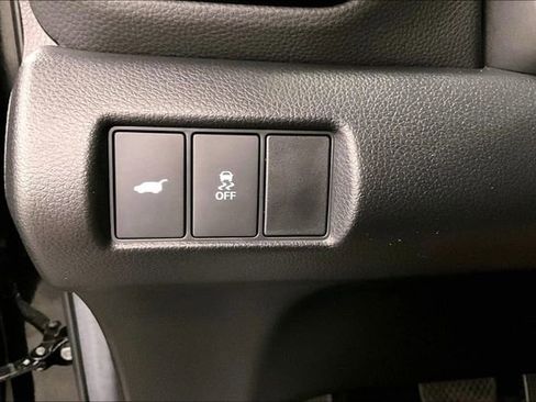 Used 2025 Honda Pilot Touring image 37