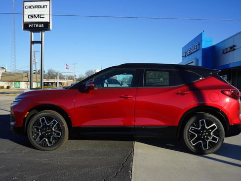 New 2026 Chevrolet Blazer RS image 2