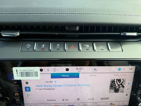 New 2026 Jeep Grand Cherokee L Limited w/ Luxury Tech Group II RWD image 29