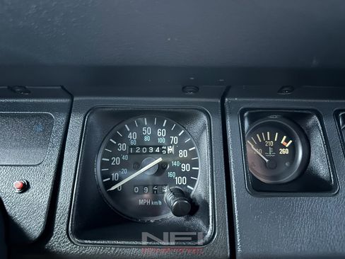 Used 1991 Jeep Wrangler S image 27