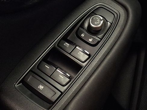 Used 2024 Subaru Outback Premium AWD/4WD image 27