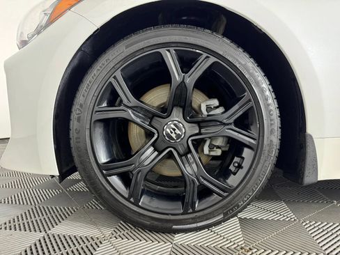 Used 2021 Kia Stinger GT-Line RWD image 41