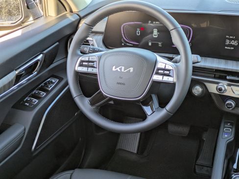 New 2025 Kia Telluride EX image 18
