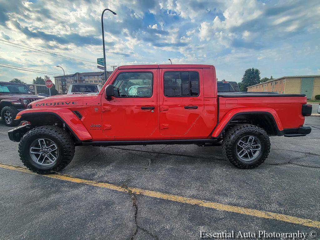 Certified 2026 Jeep Gladiator Mojave AWD/4WD image 10
