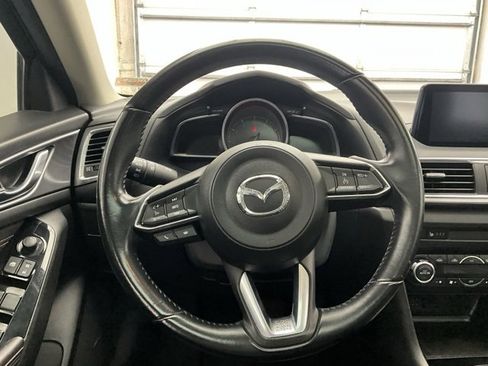 Used 2017 MAZDA MAZDA3 Grand Touring image 9