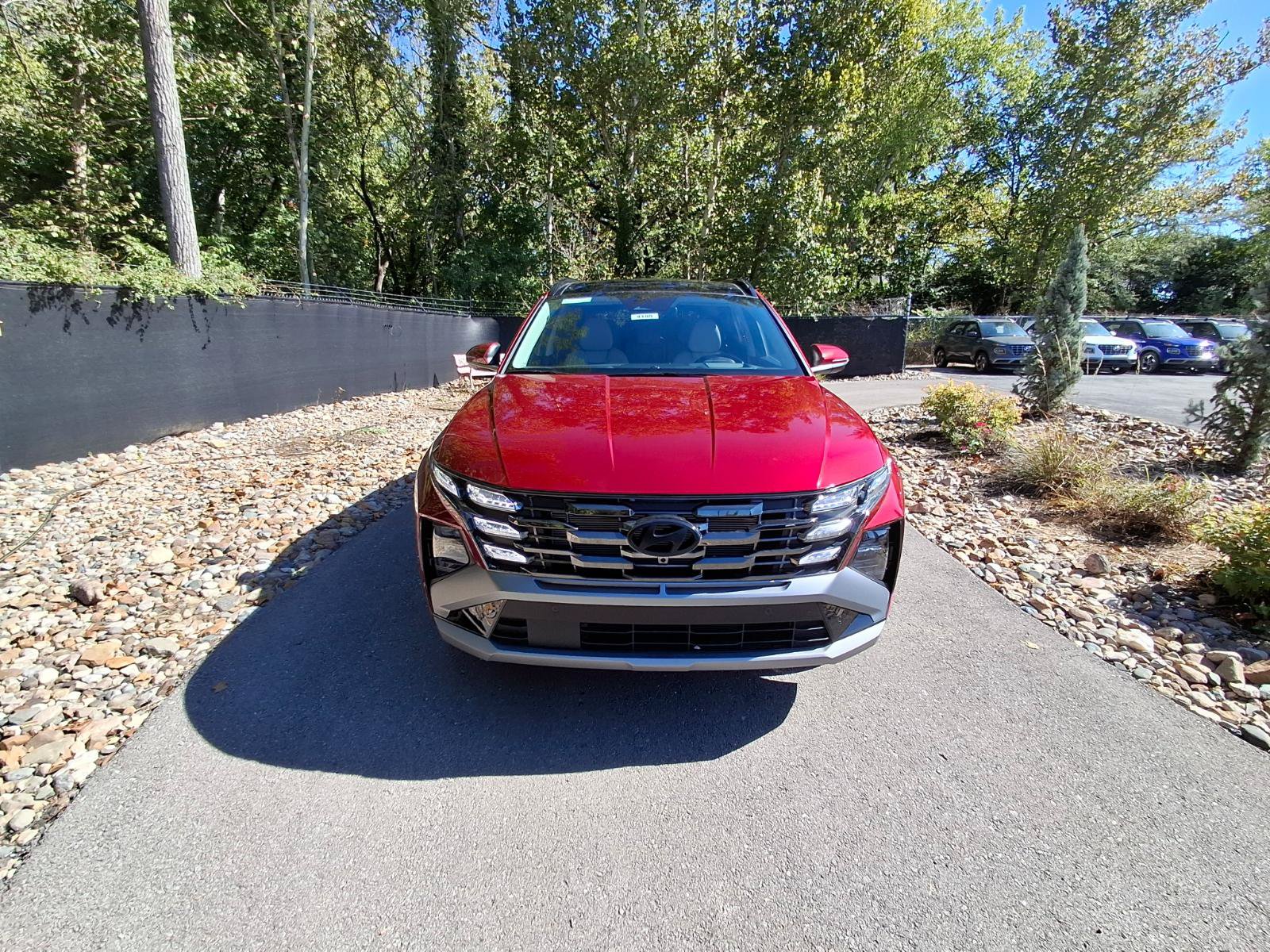 New 2026 Hyundai Tucson Limited w/ Tow & Go Package AWD/4WD image 8