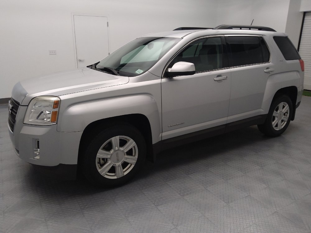 Used 2015 GMC Terrain SLT w/ Safety Package FWD image 2