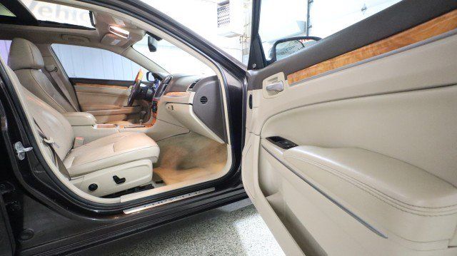 Used 2013 Chrysler 300 C AWD/4WD image 10