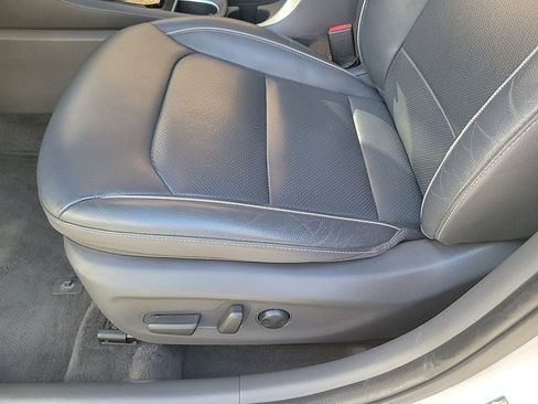 Used 2019 Hyundai Ioniq Limited image 30