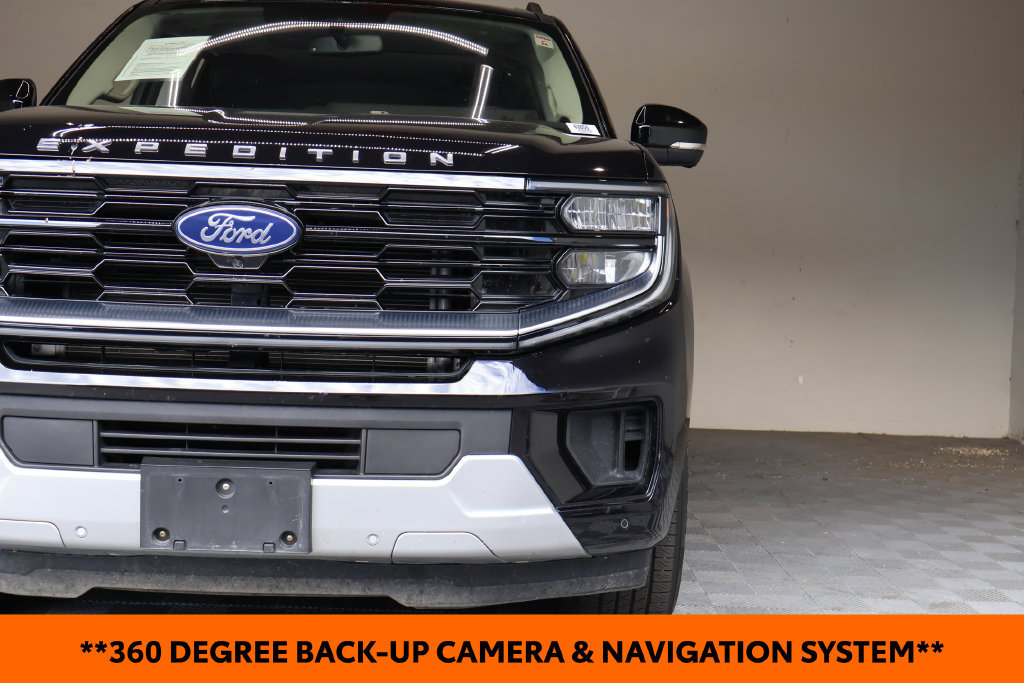 Used 2025 Ford Expedition Platinum AWD/4WD image 5