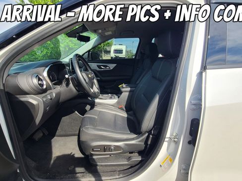 Used 2023 Chevrolet Blazer LT w/ Sound & Technology Package AWD/4WD image 3