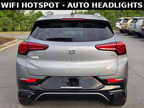 Used 2024 Buick Encore GX Sport Touring FWD image 6