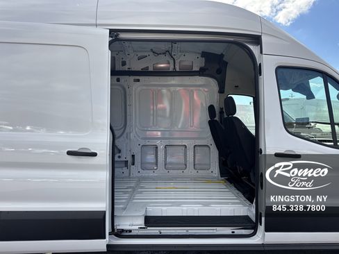 New 2026 Ford Transit 250 Cargo Van image 27