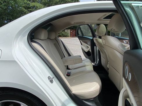 Used 2018 Mercedes-Benz E 300 image 52