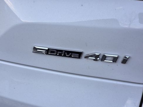 Used 2021 BMW X5 sDrive40i w/ Convenience Package image 11