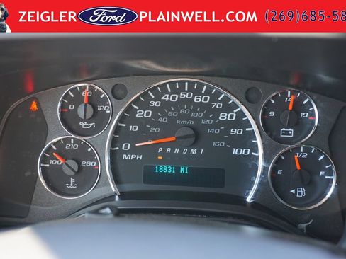 Used 2024 GMC Savana 2500 w/ Driver Convenience Package RWD image 19