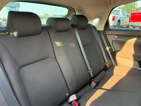 Used 2023 Honda Civic LX image 17