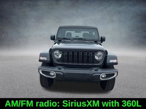 Certified 2024 Jeep Gladiator Sport AWD/4WD image 9