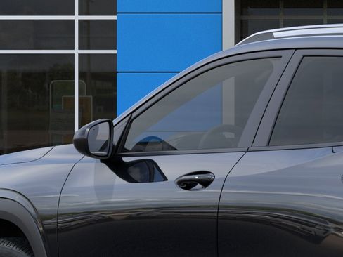 New 2026 Chevrolet Trax ACTIV FWD image 12