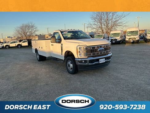 New 2025 Ford F350 XL w/ XL Chrome Package image 3