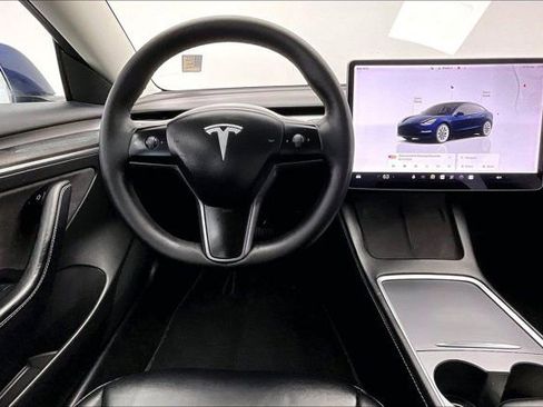 Used 2022 Tesla Model 3 Long Range AWD/4WD image 4