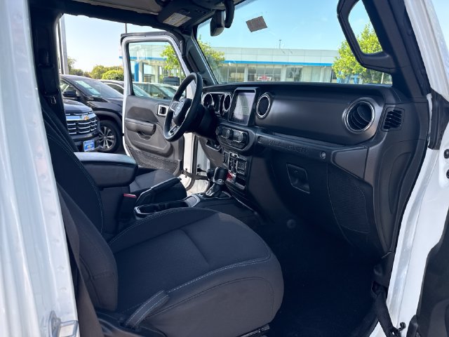 Used 2023 Jeep Wrangler Unlimited Rubicon 4xe AWD/4WD image 35