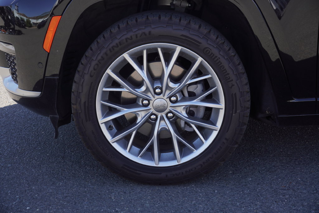 Certified 2022 Jeep Grand Cherokee L Summit AWD/4WD image 4