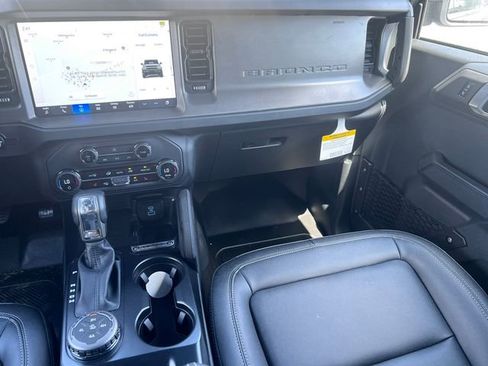 New 2025 Ford Bronco Big Bend w/ Black Diamond Package AWD/4WD image 28