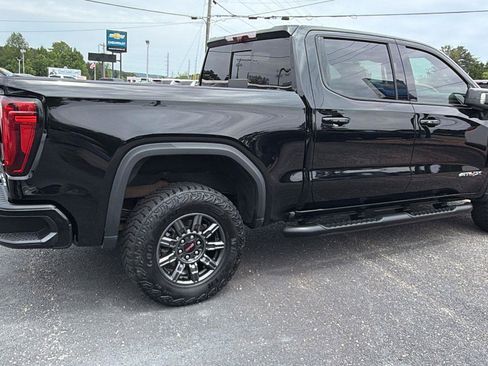 Used 2024 GMC Sierra 1500 AT4X AWD/4WD image 5