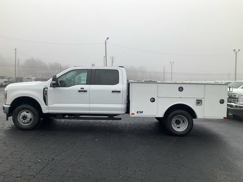 New 2026 Ford F350 XL w/ XL Chrome Package AWD/4WD image 8