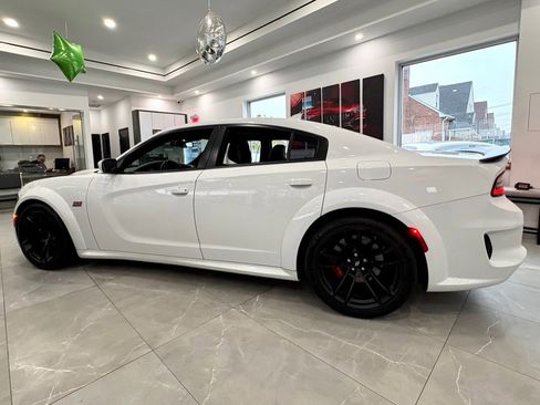 Used 2020 Dodge Charger Scat Pack image 5