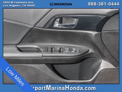 Used 2015 Honda Accord Sport image 25