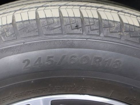 Used 2019 Toyota Highlander XLE image 42