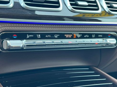 Certified 2024 Mercedes-Benz GLS 63 AMG 4MATIC image 28