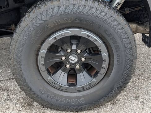 Used 2018 Ford F150 Raptor AWD/4WD image 10