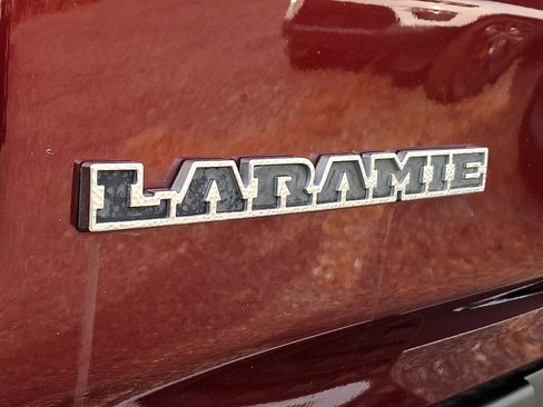 Certified 2021 RAM 1500 Laramie image 31