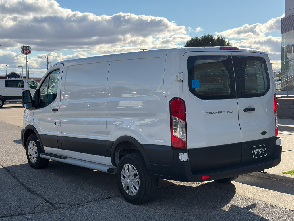 Used 2025 Ford Transit 250 Low Roof w/ Exterior Upgrade Package RWD image 4