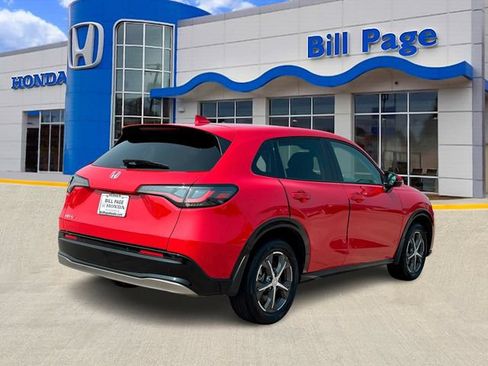 Certified 2023 Honda HR-V EX-L image 6