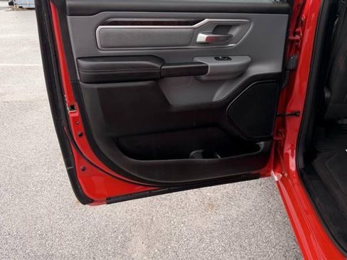 Used 2021 RAM 1500 Big Horn image 32