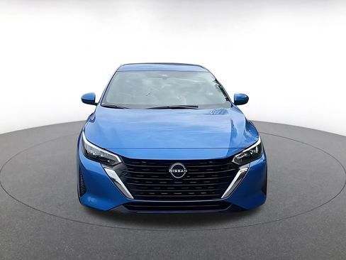 Used 2025 Nissan Sentra SV image 4