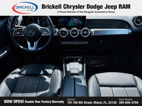 Used 2021 Mercedes-Benz GLB 250 w/ Premium Package image 17