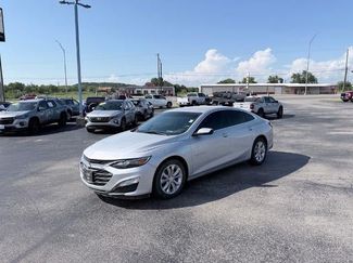 Used 2021 Chevrolet Malibu LT FWD video 1