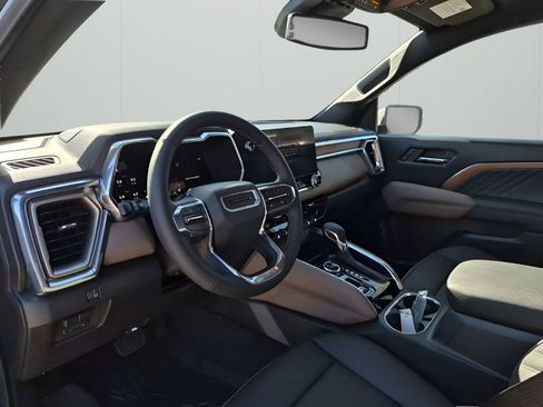 New 2026 GMC Canyon Denali w/ LPO, Denali Black Edition AWD/4WD image 34