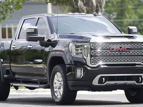 Used 2020 GMC Sierra 2500 Denali w/ Denali Ultimate Package AWD/4WD image 43