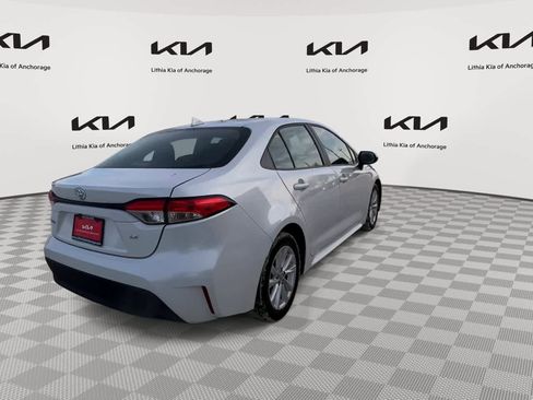 Used 2023 Toyota Corolla LE w/ LE Convenience Package image 8