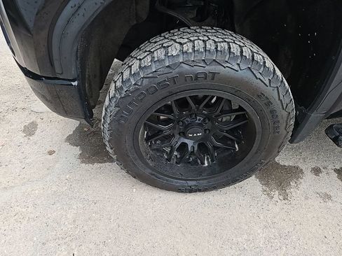 Used 2020 GMC Sierra 1500 AT4 w/ AT4 Premium Package AWD/4WD image 12
